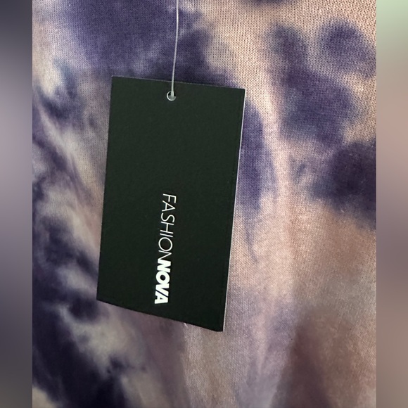 Fashion Nova Jogger Set - Picture 9 of 9